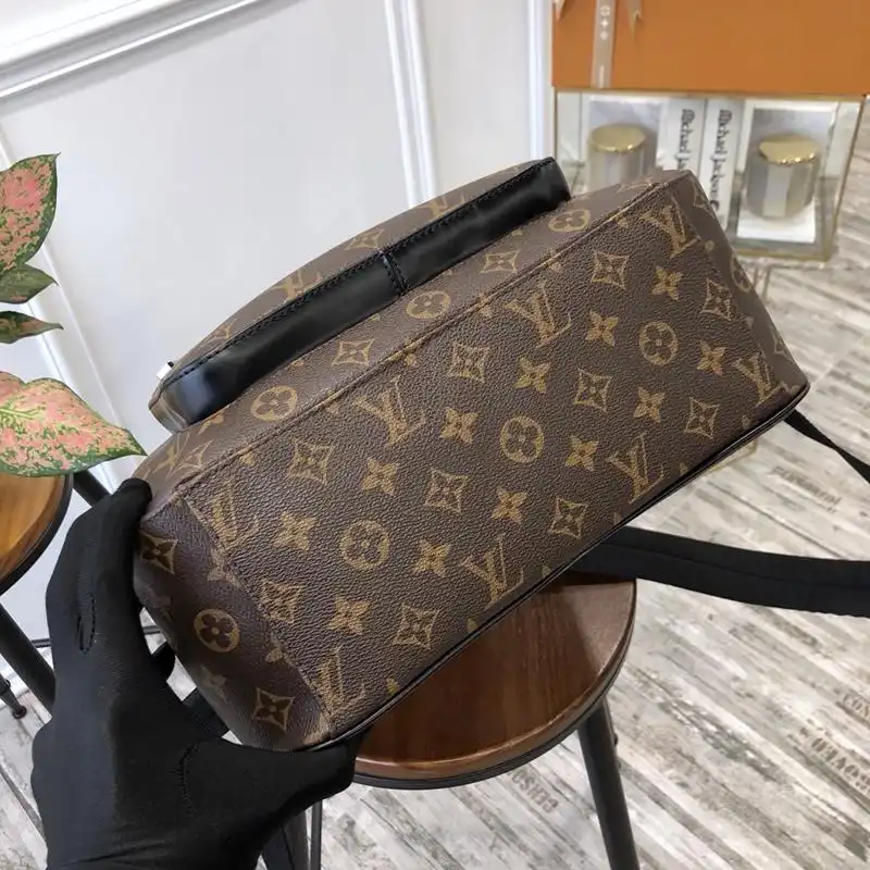 Affordable LV Bags 19T1L0692 0125