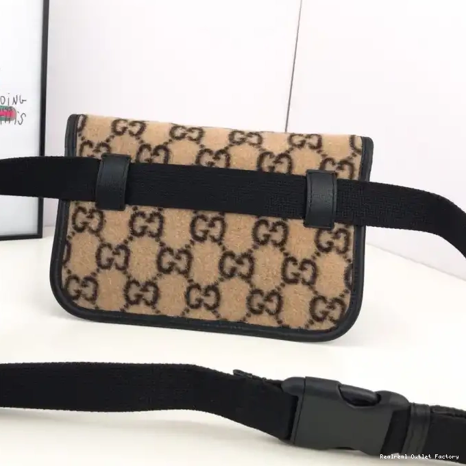 Cheap Gucci 19B57B0013 Bags 0224