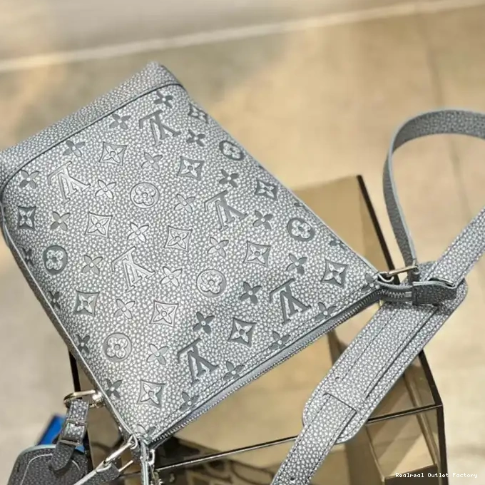 Cheap Bag LV 2210YA0152 0216