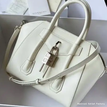 Cheap Givenchy s 2110SW0001 Bags 0221