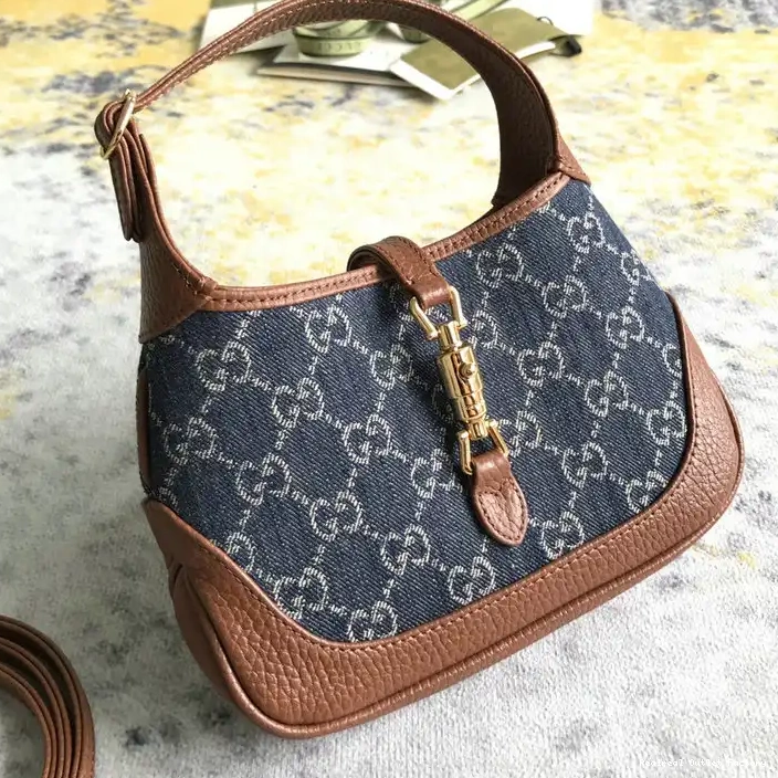 Affordable Gucci Bags 2112DJ0111 0218