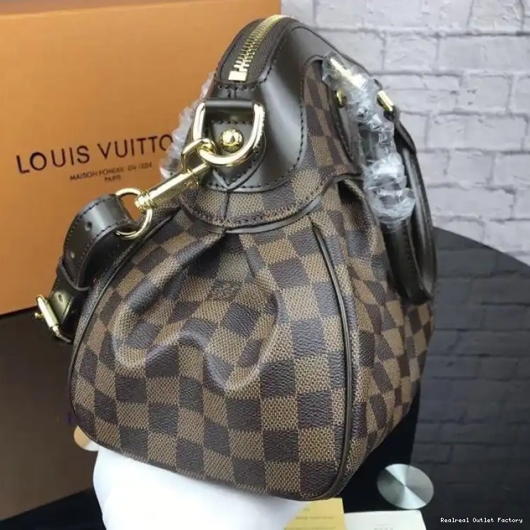 Cheap 19T1L0073 Bags LV 0216