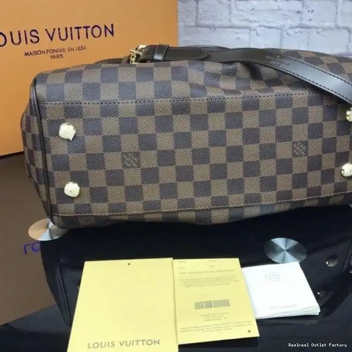 Cheap 19T1L0073 Bags LV 0216